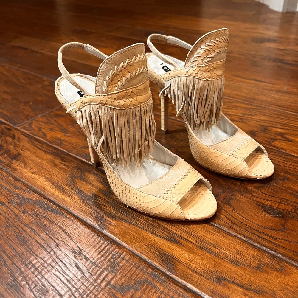 Alice + Olivia shoes